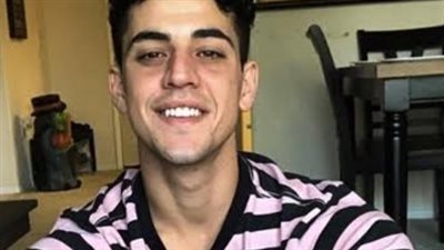 آدم الشرقاوي: كنت عايش على البقشيش عشان أدفع الإيجار.. وكان نفسي أكون لاعب كرة