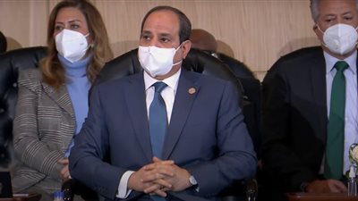 السيسي من منتدى شباب العالم 2022: تعزيز البنية الصحية والتعليمية نوع من التحديات