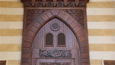 حكم إلقاء موعظة قبل صلاة الجنازة وكذلك عند القبر بعد الدفن.. الإفتاء توضح