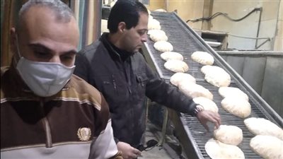 ضبط أصحاب 5 مخابز بلدية لبيعهم 34 طنا من الدقيق المدعم في السوق السوداء بالبحيرة