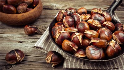 لماذا ترتبط الكستناء بليالي الشتاء الباردة؟ 