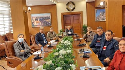  محافظ بورسعيد يناقش مع وفد دار الهندسة آليات تطوير منطقة الجنوب