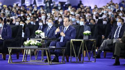  6 تريليونات جنيه في 7 سنوات للخروج من متاهة الفقر.. ننشر كلمة السيسي بمنتدى شباب العالم