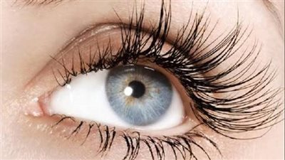 وصفات طبيعية تساعدك على تكثيف الرموش بشكل ملحوظ 