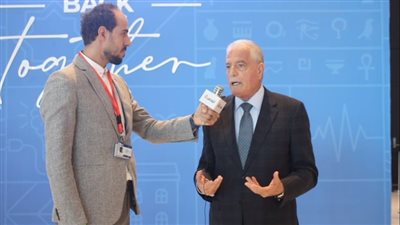 محافظ جنوب سيناء: الموجودون في منتدى الشباب حاجة تانية.. والرئيس طالب بتحويل شرم الشيخ إلى مدينة خضراء |حوار