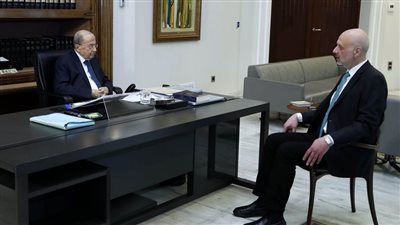 رغم الاحتجاجات.. وزير داخلية لبنان يؤكد لـ عون استقرار الأوضاع الأمنية في البلاد