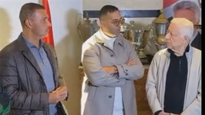 مرتضى منصور يستقبل اللاعب خوليت أسطورة هولندا في مكتبه بنادي الزمالك | بث مباشر 