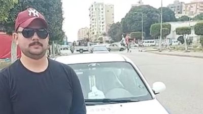 لمساعدة أولياء الأمور.. مبادرة سائق تاكسي لخفض أسعار توصيل الطلاب ببورسعيد | بث مباشر
