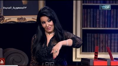 سمية الخشاب: لازم فترة الخطوبة تبقى سنة ونص على الأقل عشان نكتشف بعض