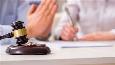 زوجة في دعوى طلاق: بقوله أشتغل فتح دماغي