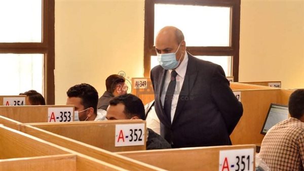 رئيس جامعة المنيا