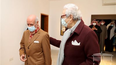 فاروق حسني يحضر افتتاح معرض حنين للفنان البحريني خالد فرحان