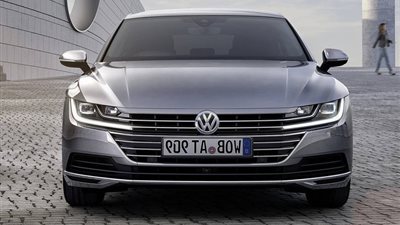 شركة فولكس فاجن تسجل أدنى مستوى لها منذ 10 سنوات في بيع السيارات