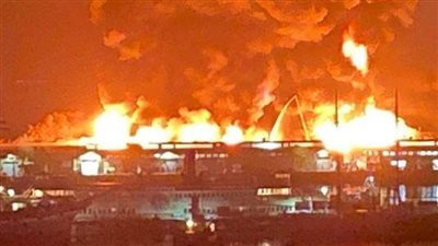 حريق يلتهم مستودعًا للمواد الكيميائية الولايات المتحدة | فيديو