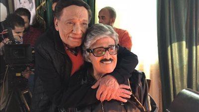 لماذا رفض سمير غانم العمل مع عادل إمام قبل 20 عامًا وشاركه بعدها ضيف شرف؟