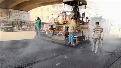 محافظة الجيزة تواصل رفع كفاءة الطرق والشوارع بنطاق مدينة الحوامدية لتوفير حياة كريمة