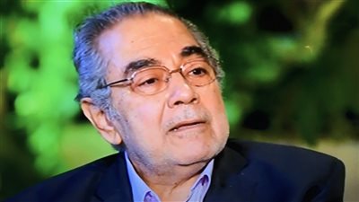 شايل الرئة اليمين.. نكشف تفاصيل الحالة الصحية لـ صبري عبد المنعم بعد براءة المتهمين بالنصب عليه