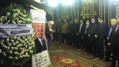 توافد الحضور على عزاء وائل الإبراشي في مقر روز اليوسف | بث مباشر