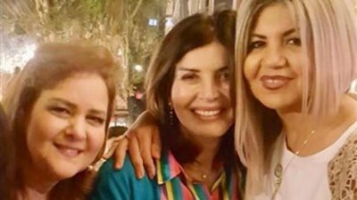 بوسي شلبي لـ دلال عبد العزيز في ذكرى ميلادها: كنتي بتجمعينا على الحب 