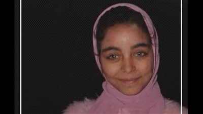 ظلت أسبوعًا في النيل.. تشييع جثمان الطفلة شروق آخر ضحايا معدية منشأة القناطر | بث مباشر 