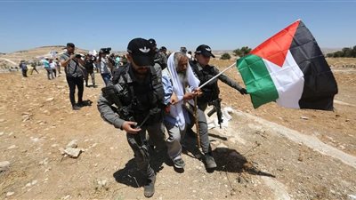 الخارجية الفلسطينية: الاحتلال يرتكب الجرائم ويتعايش مع المواقف الدولية ما لم تترجم لخطوات عملية