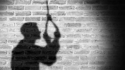 لمروره بأزمة نفسية.. انتحار عامل داخل منزله بسوهاج