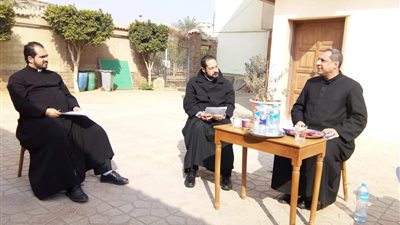 النائب البطريركي لشؤون الإيبارشية البطريركية للكاثوليك يلتقي بالكهنة المرتسمين الأقل من عشر سنوات