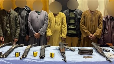 الداخلية تنفذ 130 حكمًا قضائيًّا وتضبط 7 متهمين بحوزتهم سلاح ناري بسوهاج