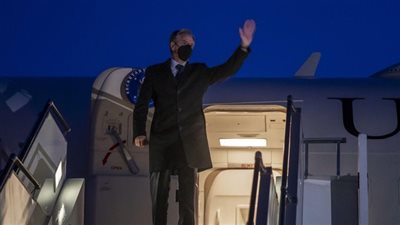 عقب مغادرته أوكرانيا.. وزير الخارجية الأمريكي يؤكد ردع بلاده للعدوان الروسي