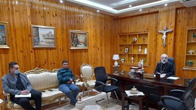  مطران إيبارشية المنيا للأقباط الكاثوليك يلتقى بخدام لجنة الشباب الإيبارشي