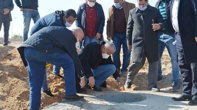 مسئولو المجتمعات العمرانية يتفقدون مشروعات مدينة العاشر من رمضان | صور 