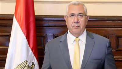 القصير يشدد على الالتزام بقرارات مجلس الوزراء للحد من انتشار فيروس كورونا