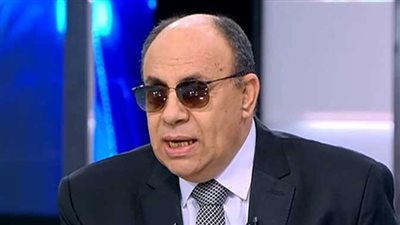 بعد اللوم على زوجة عاشرها زوجها أمام ابنهما.. هاشتاج أوقفوا مبروك عطية يتصدر مواقع التواصل | فيديوجراف