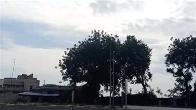 سحب كثيفة وغيوم بالتزامن مع نوة الغطاس بالإسكندرية.. واستقرار حالة الطقس في مطروح │ بث مباشر