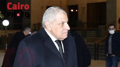 خالد العناني وإبراهيم محلب وجمال مبارك أبرز الحاضرين لعزاء نجل عبد المنعم سعيد