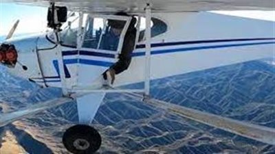 مغامرة مخيفة.. يوتيوبر أمريكي يقفز عمدًا من طائرة قبل سقوطها| فيديو جراف