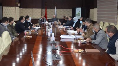 مسئولو الإسكان يتابعون أعمال وحدة الرصد الحضري لتحقيق التنمية العمرانية الشاملة المستدامة