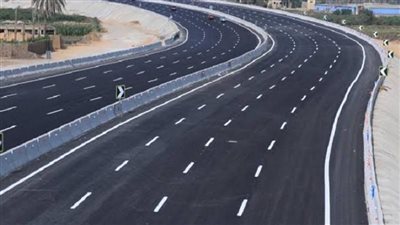 جهاز القاهرة الجديدة يعلن خطته لـ تطوير ورفع كفاءة الطرق الرئيسية والفرعية | صور