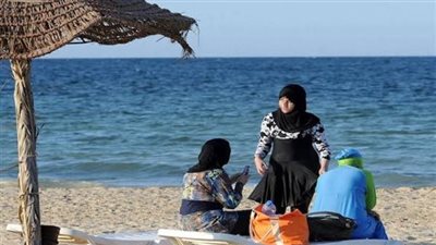 إعادة دعوى إلغاء منع نزول المحجبات حمامات السباحة بالأندية والفنادق للمرافعة