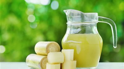 يحرر الخلايا المسرطنة ويحمي من الشيخوخة.. تعرف على فوائد القصب 