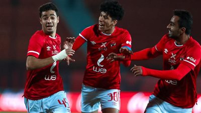 الأهلي يختتم استعداداته لمواجهة سموحة.. وموسيماني يجتمع مع قمصان