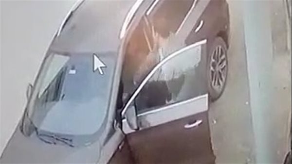 لحظة الاعتداء على