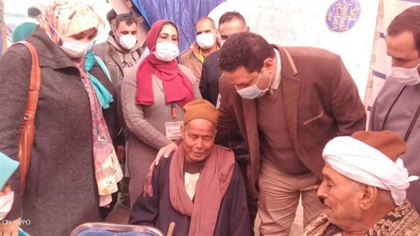 قافلة الصحة بعزبة