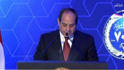 السيسي لـ أسر شهداء الشرطة: لن ننس ما قدمه أبنائكم.. وعزائكم هو بناء مصر | بث مباشر 