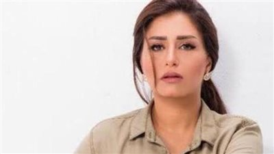 بسبب مجوهرات دينا الشربيني.. شطب مساعدة منة فضالي من نقابة العاملين بصناعة السينما