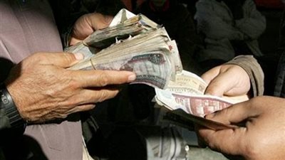 ضابط الرقابة الإدارية في رشوة وزارة الصحة: المتهم الأول طلب 5 ملايين جنيه لإنهاء التراخيص