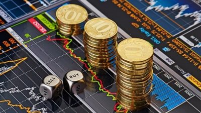 عملة بيتكوين تخسر نحو 13 ألف دولار خلال 30 يوما