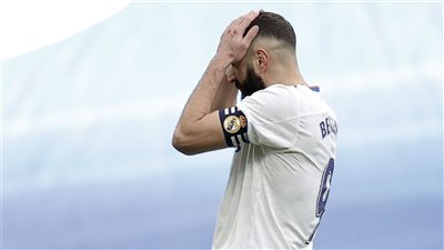 غياب كريم بنزيما عن الكلاسيكو أمام برشلونة 