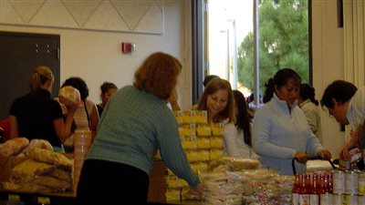 لا مجال للخجل.. أكثر من 2.5 مليون بريطاني يلجأون لبنوك الطعام لسد جوعهم