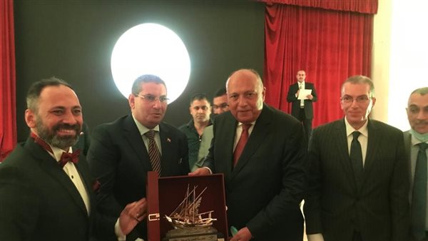 وزير الخارجية في